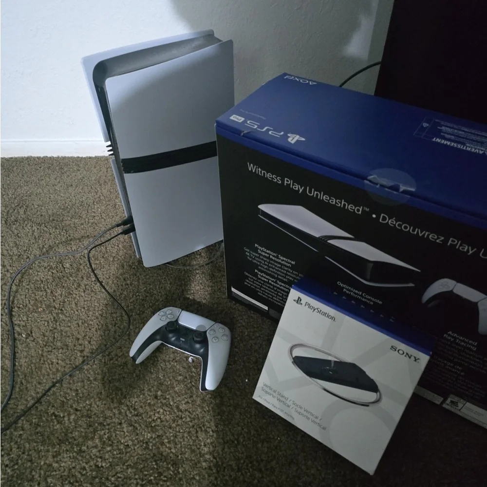 Ps5 pro console - Picture 6 of 6